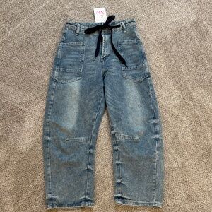 So Me Women's Mid-Rise Washed Barrel Jeans with Tie. New with tags.